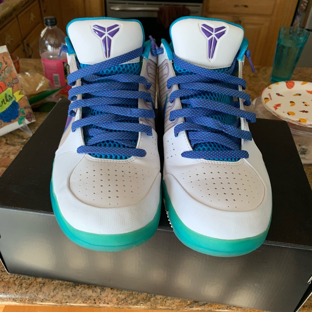 Kobe 4 draft day! $350 comes with original box as well! Any questions please ask